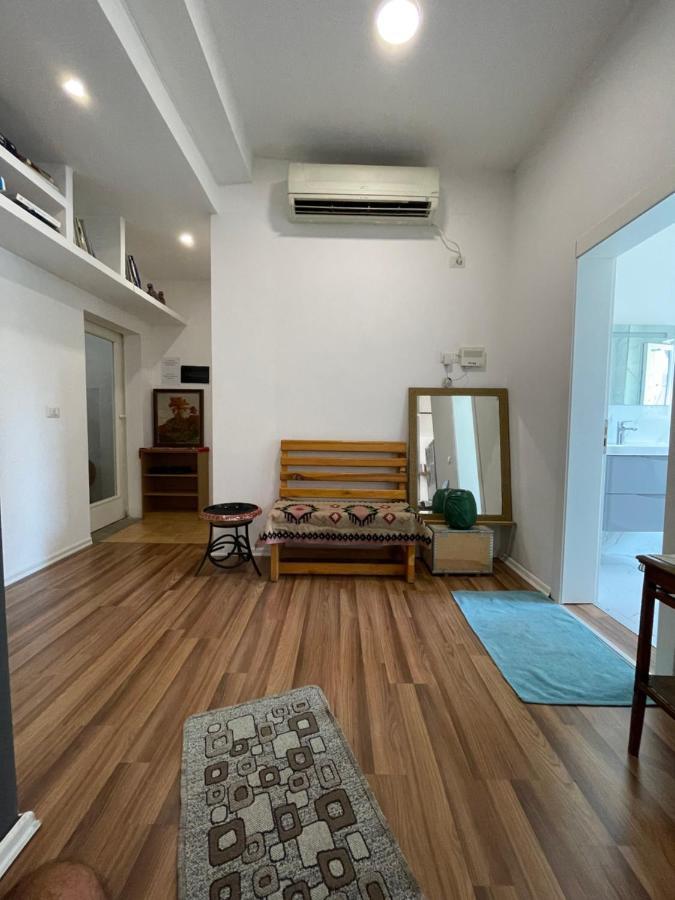 Enjoy Travel Central Apartments ティラナ エクステリア 写真